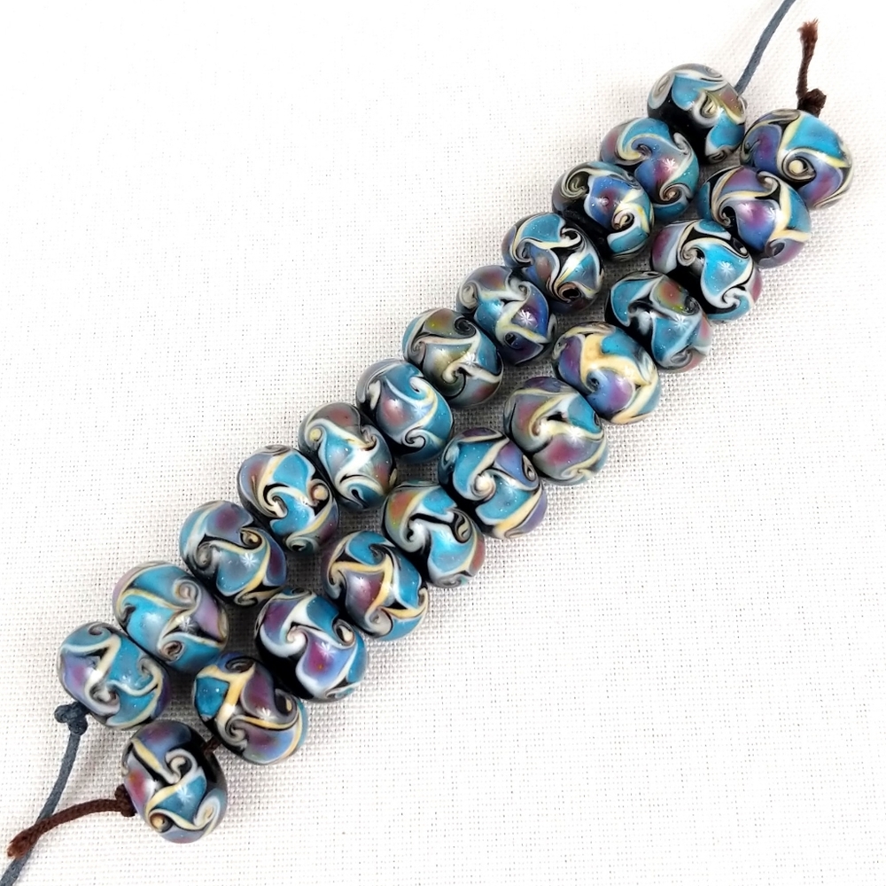 Lampwork Glass Beads Swirl Pattern Shimmer Handmade Blue Black Set of 24 NWOT